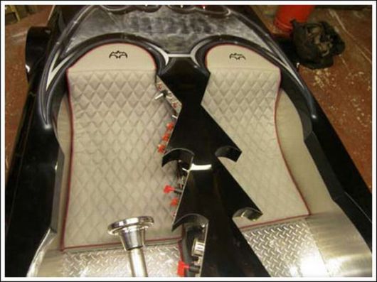 Flatmobile - The Lowest Street Legal Car