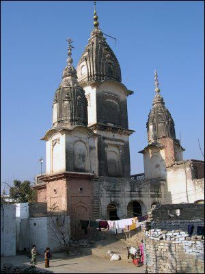 Famous Hindu Temples In Pakistan
