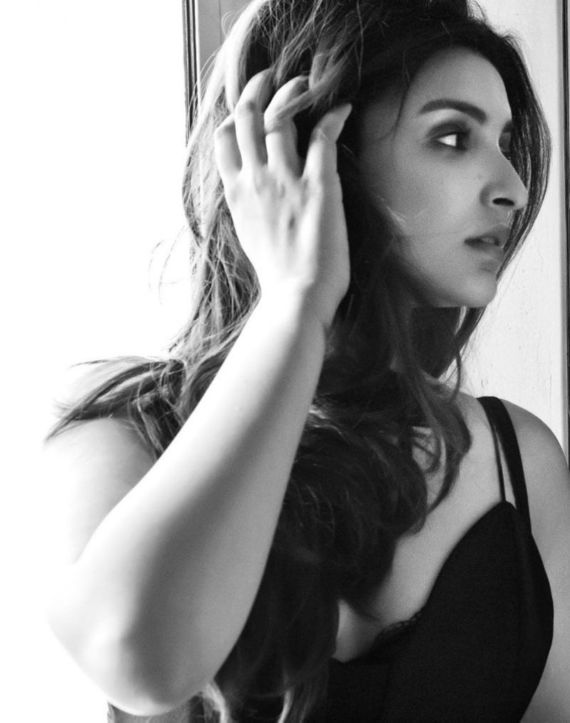 Parineeti Chopra Poses In FHM Magazine