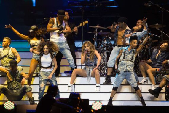 Jennifer Lopez Live At Meydan Racecourse In Dubai