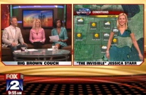 This Is Why Meteorologists Shouldn't Wear Green