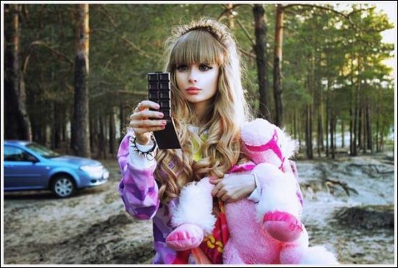 Barbie Doll Angelica Kenova