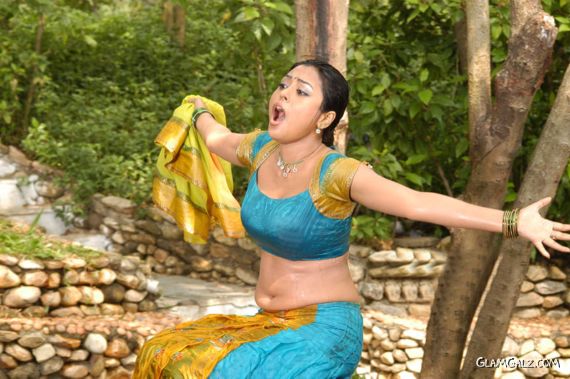 Kollywood Beauty Meenakshi