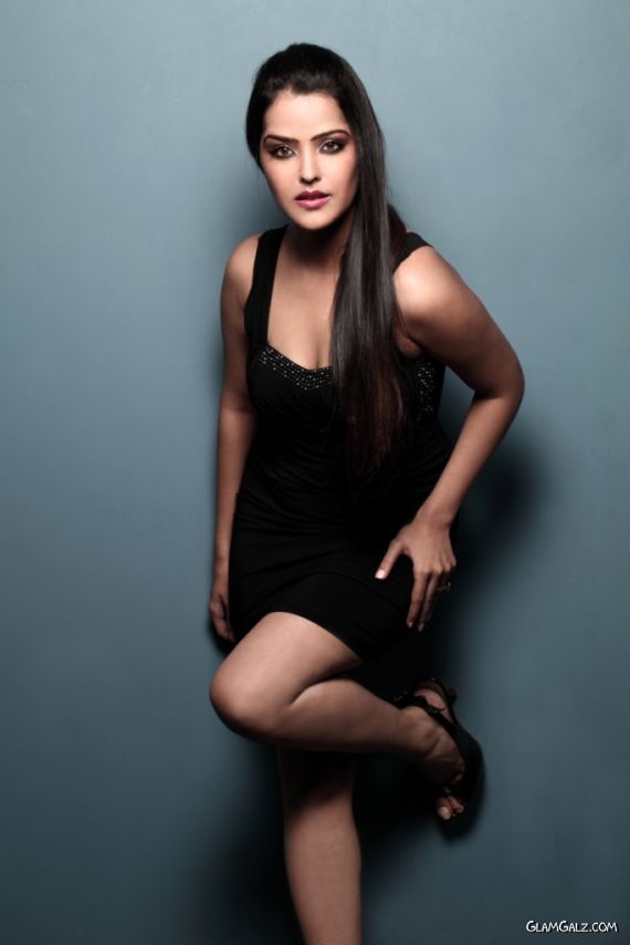 Upcoming Tollywood Actress Priyanka Chhabra