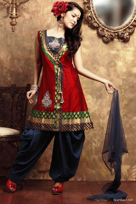 Upcoming Tollywood Actress Priyanka Chhabra