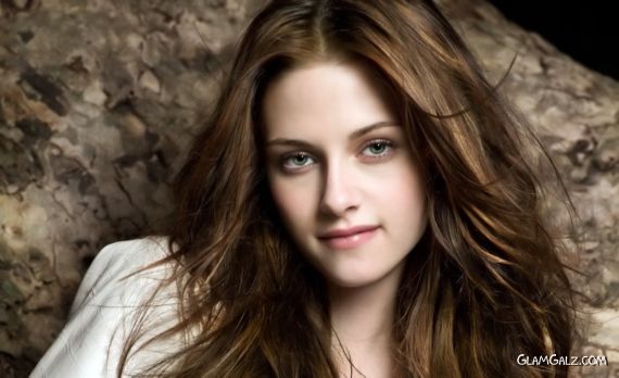 Click to Enlarge - Lovely Kristen Stewart Wallpapers