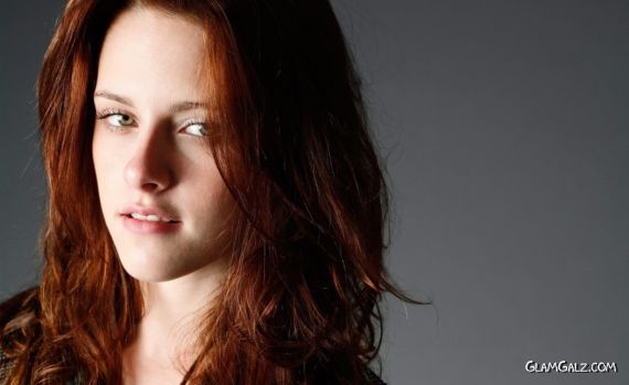 Click to Enlarge - Lovely Kristen Stewart Wallpapers