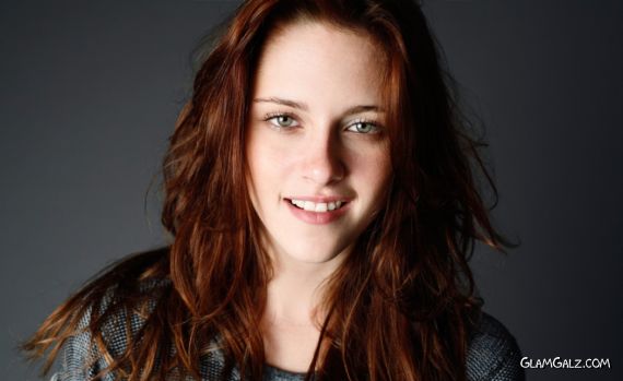 Click to Enlarge - Lovely Kristen Stewart Wallpapers