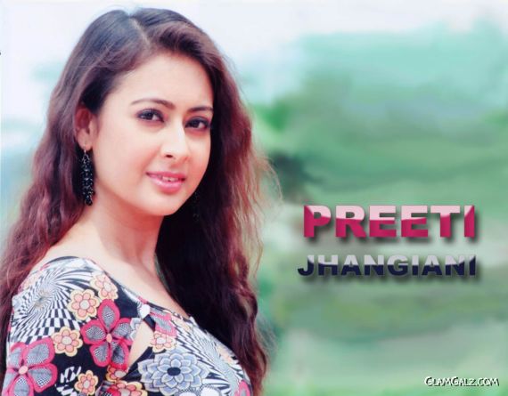 Click to Enlarge - Preeti Jhangiani Wallpapers